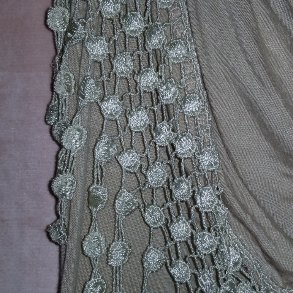 Top - Picture 4 of 5